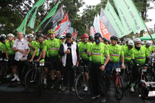 Libatkan 1.900 Pesepeda dari 30 Negara, Wagub Cok Ace Lepas Peserta Road Bike GFNY Wagub Cok Ace