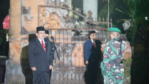 Wagub Cok Ace Pimpin Apel Kehormatan dan Renungan Suci HUT Ke-77 RI di TMP Pancaka Tirta Tabanan