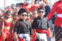 Serangkaian HUT Ke-77 RI, Wabup Diar Lepas Karnaval Siswa PAUD se-Bangli PAUD