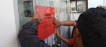 Sejumlah ‘Money Changer’ Ilegal di Kuta Disegel Aparat Money Changer