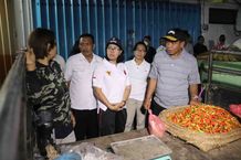 Penjabat Bupati Buleleng Instruksikan Eksekusi Langsung Program Penanganan Inflasi Untuk Stabilkan Harga Penjabat Bupati Buleleng