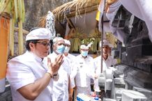 Bupati Giri Prasta Hadiri Upacara Ngenteg Linggih di LPD Desa Adat Kutuh, Apresiasi Tata Kelola Manajemen Yang Sangat Baik bupati badung