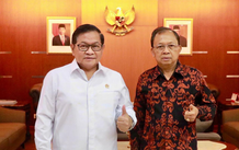 Sekretaris Kabinet Indonesia Minta Pengerjaan Jalan Tol Jagat Kerthi Bali Dipercepat Sekretaris Kabinet Indonesia