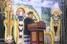 Wabup Ipat Tutup Event Lomba Tradisi Mekepung Lampit Wabup Ipat