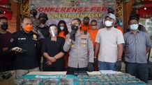 Pasutri Kedapatan Kuasai 28 Paket Sabu Diamankan Satresnarkoba Polresta Denpasar pasutri kuasai sabu