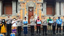 Harga BBM Melambung Tinggi, Polda Bali Bantu Ringankan Beban Masyarakat polda bali
