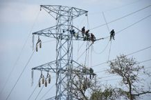 Jelang KTT G20, PLN Perkuat Jaringan Transmisi di Bali Jaringan Transmisi