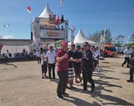 Sekda Alit Wiradana Buka Sabha Yowana Intaran Kite Festival Tradisional Kite Festival