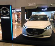 Mazda Kuta Gelar Pameran di Level 21, Promo Bunga Nol Persen Mazda 2 Sedan