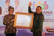 Jembrana Terima Penghargaan Kemendes PDTT, Kabupaten Pertama Terapkan Data Desa Berbasis SDGs Desa Data Desa