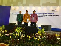 Rektor Unud Hadiri Rakor Percepatan Penghapusan Kemiskinan Ekstrem Sekretariat Wapres RI rektor unud