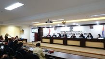 Determinan Kesejahteraan Pelaku UMKM Kerajinan Cukli di Mataram Antarkan Sri Sulistiowati Raih Gelar Doktor promosi doktor feb unud