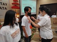 Tingkatkan Kompetensi Penyedia Akomodasi di Kota Denpasar, Dinas Pariwisata Kota Denpasar Gelar Pelatihan Pengelolaan Homestay/Pondok Wisata pelatihan pengelolaan homestay