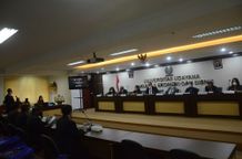 I Wayan Ekadina Berhasil Lulus Ujian Promosi Doktor FEB Unud dengan Predikat Memuaskan I Wayan Ekadina