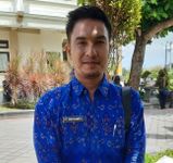 Kepala Desa Termuda di Kabupaten Buleleng Hadiri Seminar Bakti Desa V 2022 Universitas Udayana Putu Widyasmita