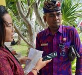 Seminar Bhakti Desa V Universitas Udayana, Menginspirasi dan Membuka Wawasan Peserta Terkait Pengembangan Potensi Desa I Made Ardika selaku Kepala Desa Tulikup