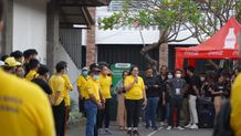 FIB Unud Gelar Donor Darah dan Jalan Santai Serangkaian HUT ke-64 fib unud