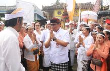 Hadiri Karya Ngenteg Linggih, Bupati Sanjaya Dukung Kebersamaan Krama Tangkas Kori Agung Mundeh Kauh Laksanakan Yadnya Yadnya