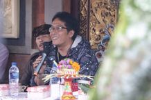 Bupati Giri Prasta Gendu Wirasa Bersama Masyarakat Desa Perean Baturiti Bupati Giri Prasta