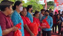 Antari Jaya Negara Hadiri Pasar Rakyat ‘Berbelanja dan Berbagi’ di Karangasem Pasar Rakyat