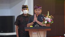 Wabup Ipat Sampaikan 4 Ranperda Jembrana