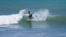 Ratusan Peselancar Muda Dunia Bersaing Ketat di ‘Rip Curl GromSearch 2022’ Kuta Bali Rip Curl
