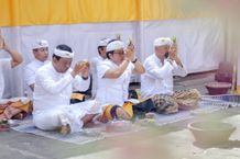 Bupati Giri Prasta Hadiri Karya Ngenteg Linggih Pura Dalem Samudra Butun-Butun Seminyak Kuta Seminyak