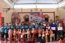 Ketua TP PKK Tabanan Serahkan PMT Bagi Balita Gizi Kurang, Anak PAUD dan Pasien Tuberkulosis Bunda PAUD