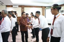 Wawali Arya Wibawa Hadiri Palantikan Panwaslu Kecamatan Se-Kota Denpasar pelantikan panwaslu