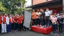 Peringati World Walking Day, Jaya Negara Buka Jalan Sehat di Car Free Day Renon CFD