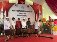 Perkuat Ekonomi Bali, Gubernur Bali Buka Musda III BKS-LPD Provinsi Bali lpd bali