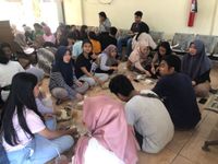Heboh! Mahasiswa Nusantara Berebut Lawar di Rusunawa Unud lawar unud