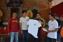 Dukung UMKM Lokal, Wawali Arya Wibawa Kunjungi Bazzar UMKM STT Dharma Santi UMKM Lokal