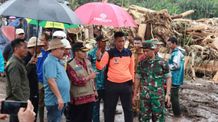 Bupati Tamba Pantau Penanganan Banjir di Jembrana Banjir Bandang Jembrana