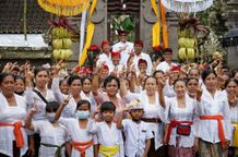 Komitmen Membangun Bersama Warga, Bupati Sanjaya Hadiri Pemelaspasan Pura Siwa Jenu Benana Pura Siwa Jenu Benana