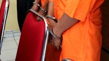 Ditetapkan Sebagai Tersangka, KS Ternyata Masih Tetangga Korban Persetubuhan tangan terborgol
