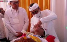 Wali Kota Jaya Negara Nyangging di Metatah Massal PHDI Kota Denpasar PHDI