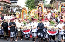 Buka Parade Budaya Nusantara Puri Kukuh Marga, Bupati Tabanan Rangkul Seniman Untuk Terus Berkarya Parade Budaya