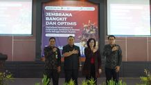 Bupati Tamba Sebut Pengusaha Muda Harus Tahan Banting Jembrana