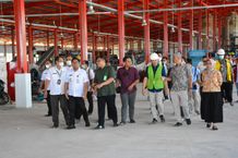 Wawali Arya Wibawa Dampingi Stafsus Kepala Bappenas Tinjau 2 Proyek TPST di Kota Denpasar Denpasar