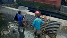Dinas PUPR Kota Denpasar Rutin Lakukan Pembersihan Sungai Serta Saluran Air Denpasar
