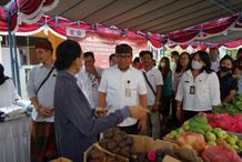 Tekan Inflasi Pemkot Denpasar Terus Gencar Lakukan Operasi Pasar tekan inlasi