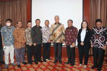 Sekda Dewa Indra Tegaskan Komitmen Pemerintah Provinsi dalam mewujudkan Keterbukaan Informasi Publik di Bali Komisi Infornasi