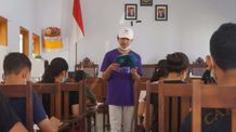 Mengenal Sosok Gede Andika, Rela Melepas Beasiswa Demi Membangun Desa KREDIBALI
