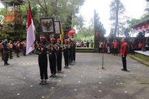 Kenang Jejak Perjuangan Pahlawan I Gusti Ngurah Rai, Napak Tilas dan Tabur Bunga di Monumen Carangsari Badung