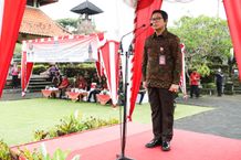 Serah Terima Panji dan Surat Sakti Pahlawan Gusti Ngurah Rai Tahun 2022, Sekda Adi Arnawa Ajak Generasi Muda Gelorakan Semangat Puputan sekda adi arnawa