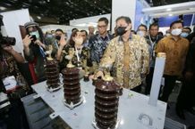 Berhasil Realisasi TKDN di Atas Target, Menko Airlangga Terus Dukung PLN Serap Produk Dalam Negeri TKDN PLN