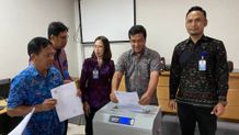 Pusat Arsip Universitas Udayana Gelar Pemusnahan Arsip arsip unud