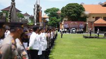 Polda Bali Gelar Apel Kesiapan Kasubsatgas Dalam Operasi Puri Agung Tahun 2022 Apel Puri Agung