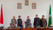 Bupati dan Wakil Bupati Bangli Hadiri Rapat Paripurna Penetapan RAPBD Tahun Anggaran 2023 APBD 2023
